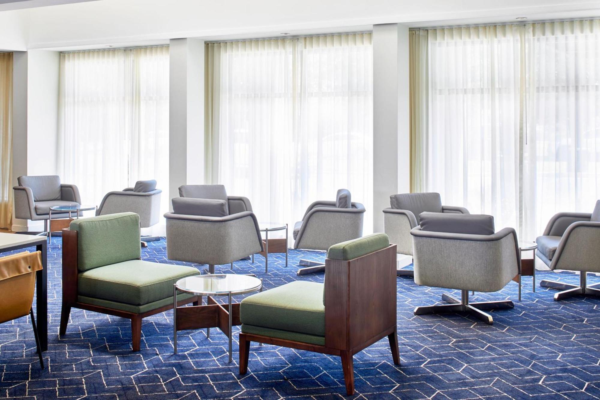 Готель Courtyard By Marriott Memphis Airport Екстер'єр фото