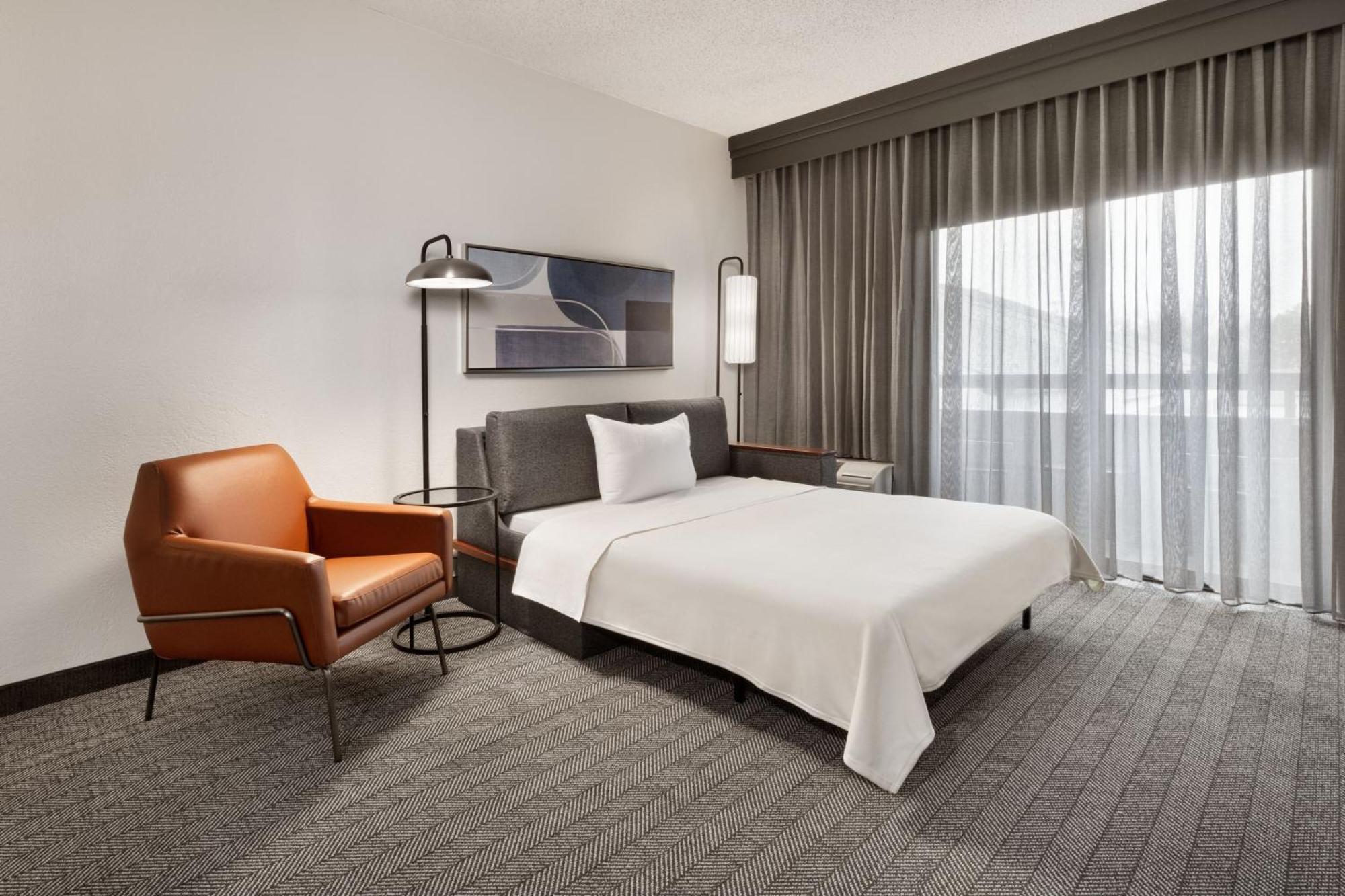 Готель Courtyard By Marriott Memphis Airport Екстер'єр фото